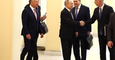 From Rosneft to Lukoil – Putin Is Going All In