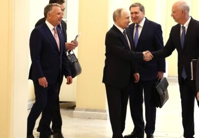 From Rosneft to Lukoil – Putin Is Going All In